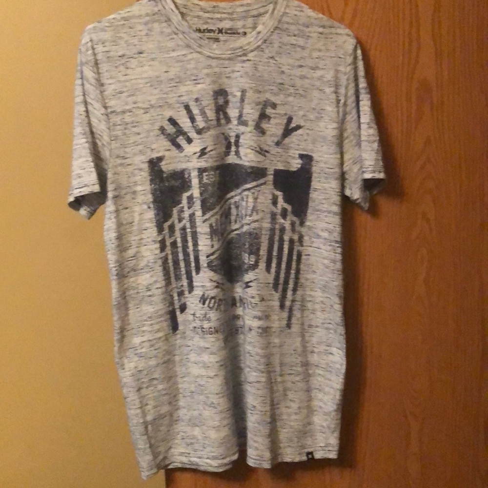 Men’s Hurley tee